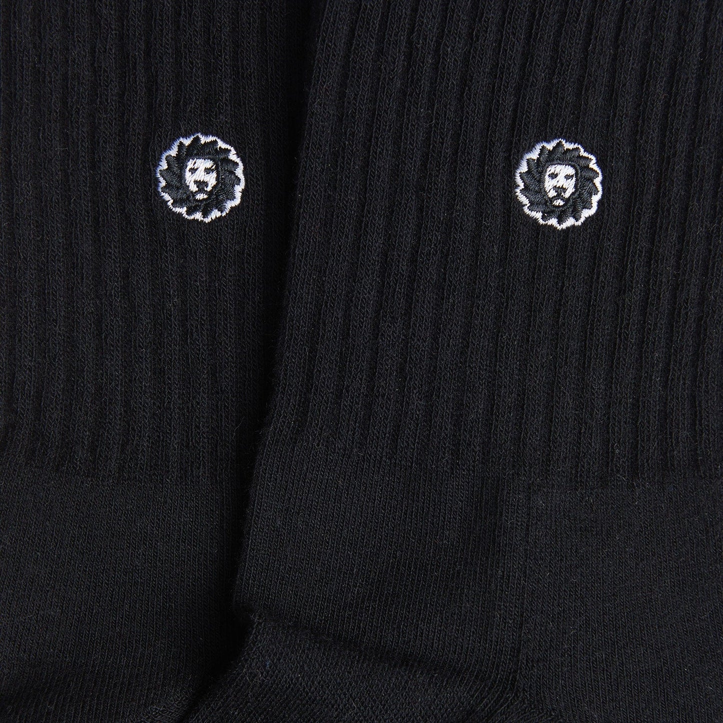 3 x Athletic Essentials Lion Quarter - Various