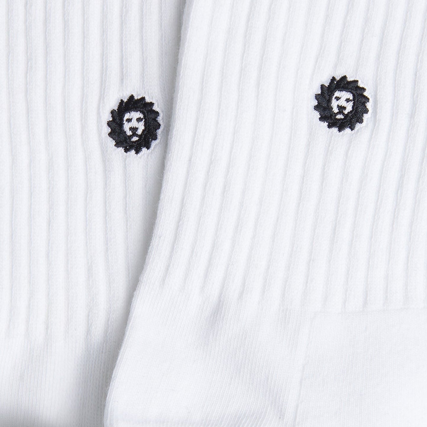 3 x Athletic Essentials Lion Quarter - Various
