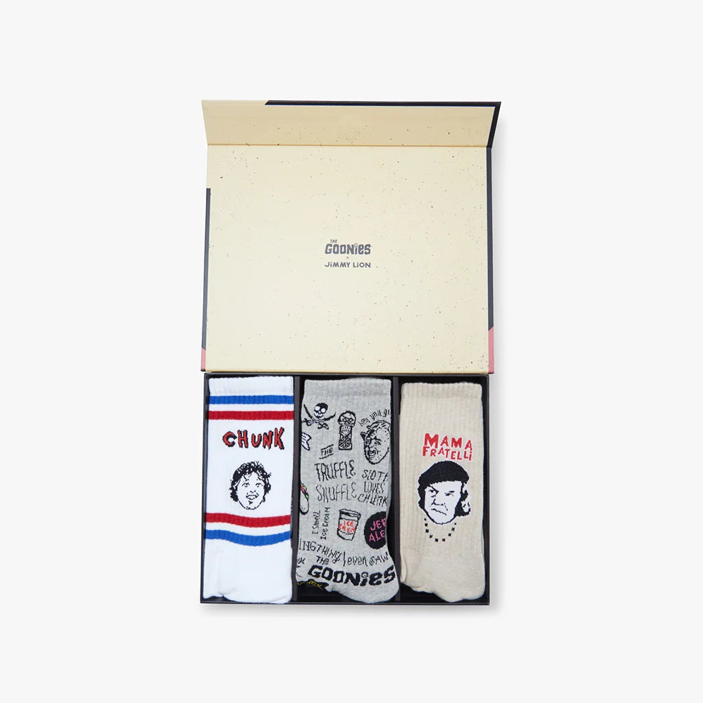 The Goonies T-Shirt & Gift Pack Bundle - Various